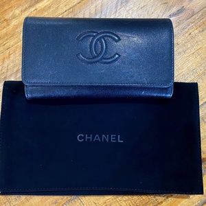 Chanel Caviar Wallet
